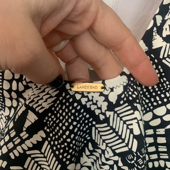 Lands end, one piece swimsuit six long - Picture 6 of 9